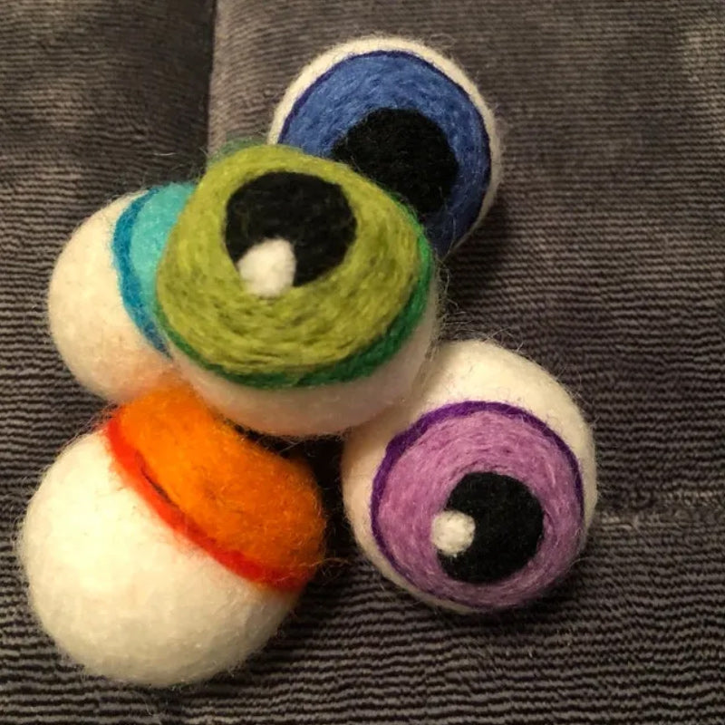 Halloween Felt Monster Eyeballs