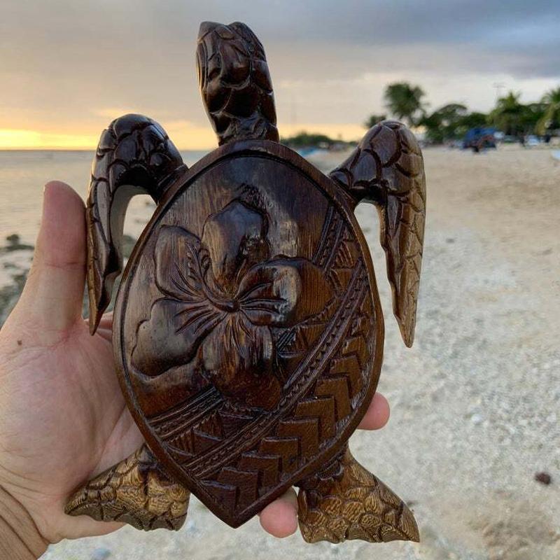 Hawaiian Turtle Wood Carving