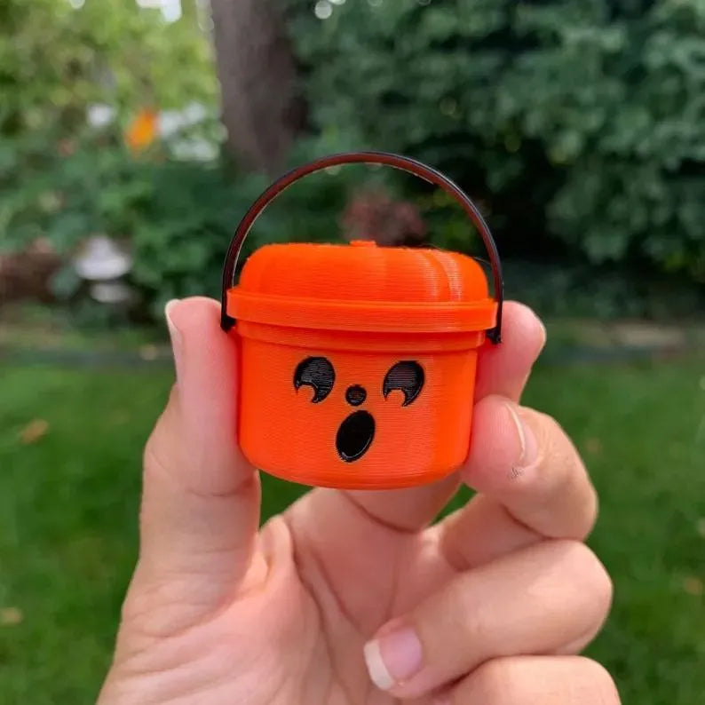 Pumpkin mini bucket