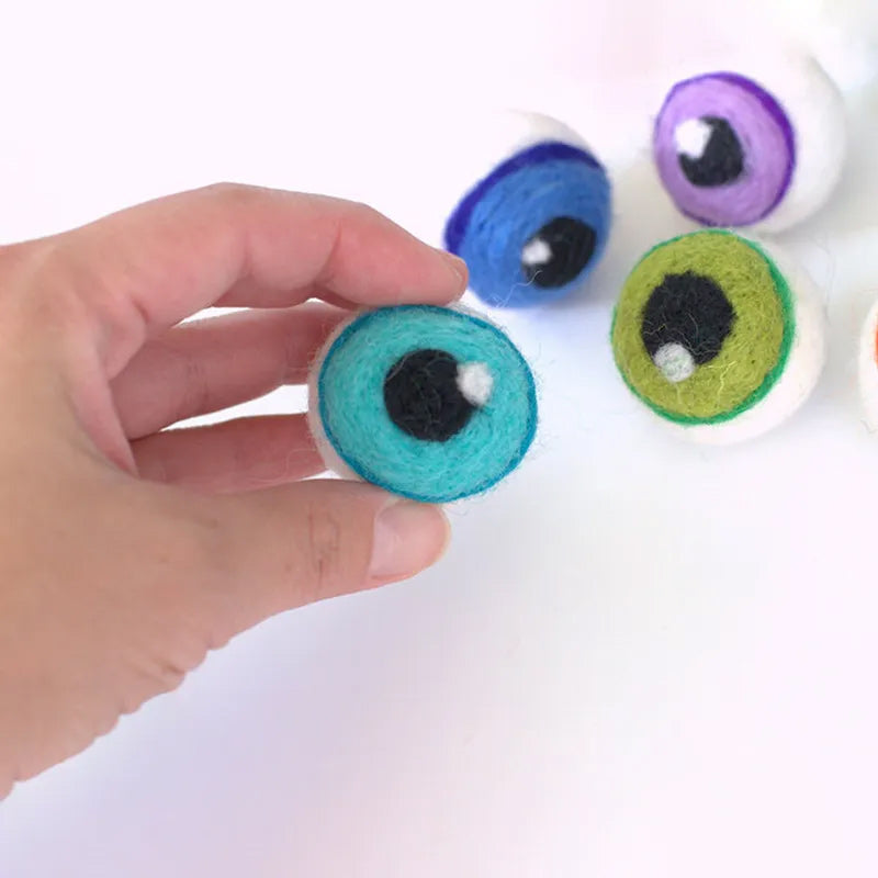 Halloween Felt Monster Eyeballs