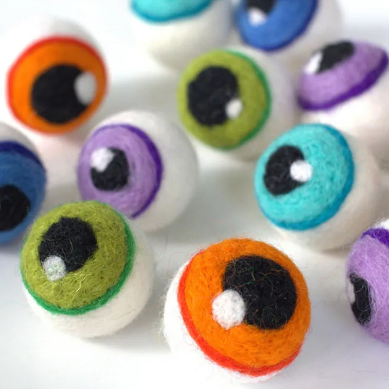 Halloween Felt Monster Eyeballs