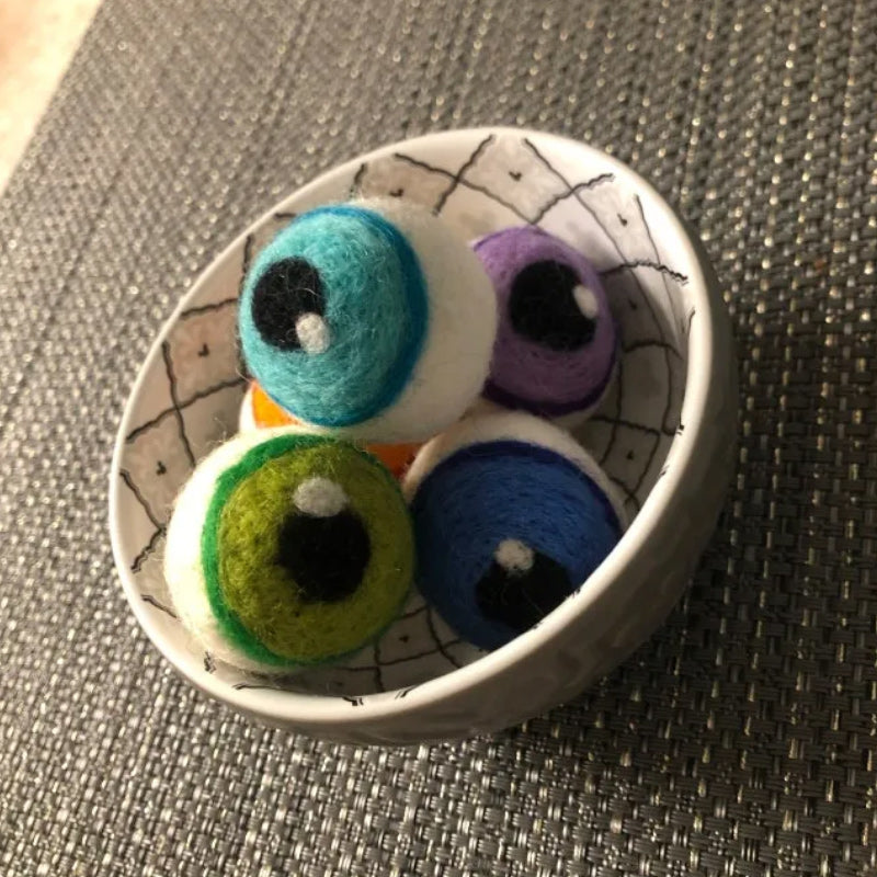 Halloween Felt Monster Eyeballs