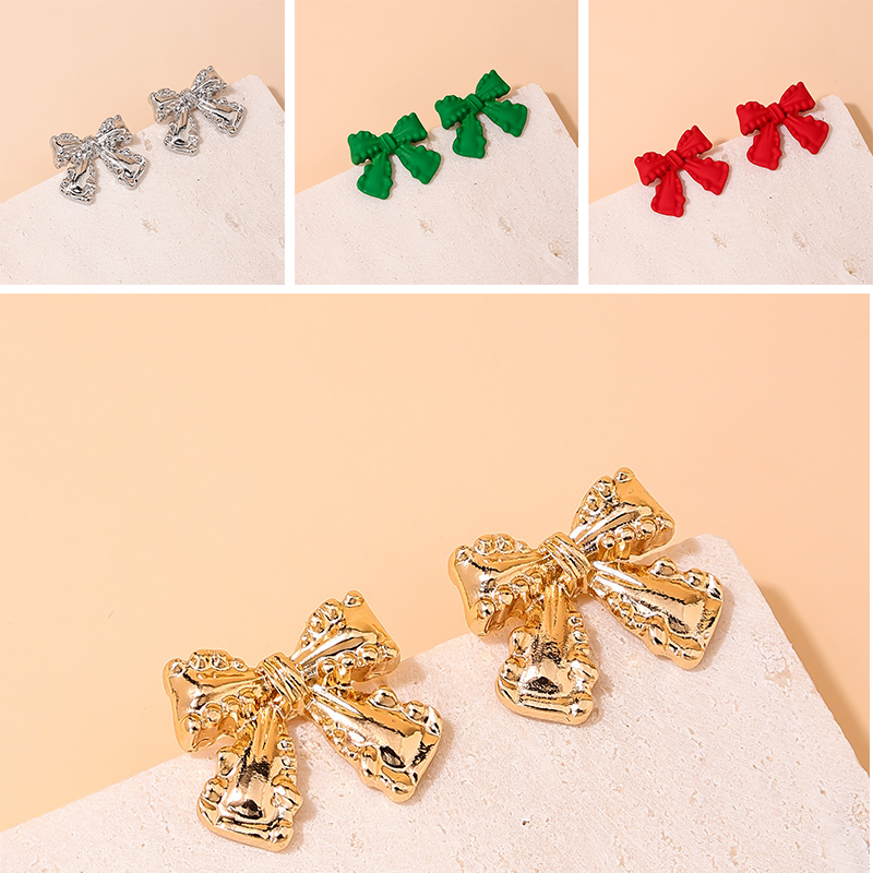 Women's Elegant Bowknot Design Stud Earrings