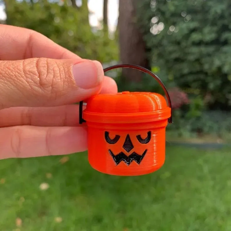 Pumpkin mini bucket