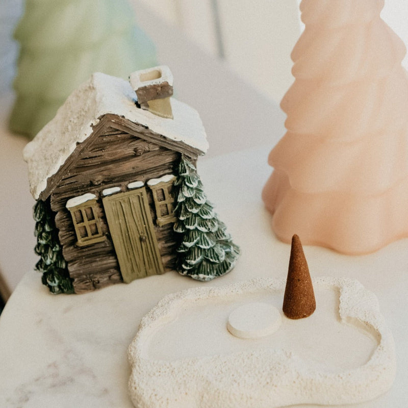 Log Cabin Snowy Winter Incense Cone Burner